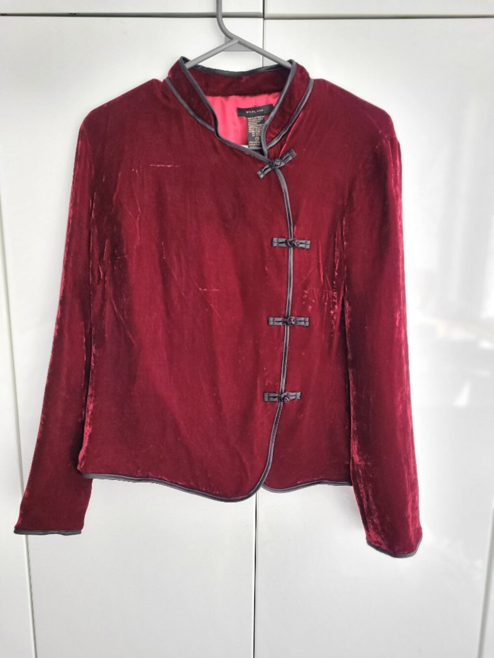 Vintage Silkland Silk Velvet Burgundy Jacket with Frog Closure Buttons Size 10/M